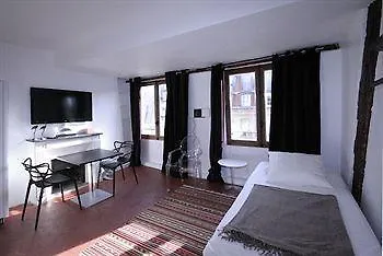 Hotel My In Louvre *